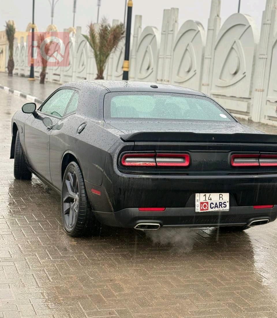 Dodge Challenger